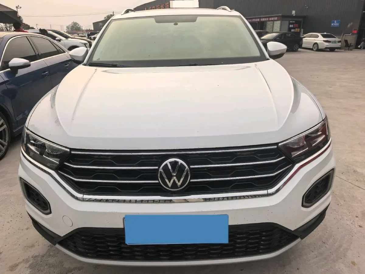 2022 Volkswagen T-Roc 1.4T 150HP L4 7DCT,autocango,china used car exporter,china ev exporter,chinese used car exporter,chinese used ev exporter