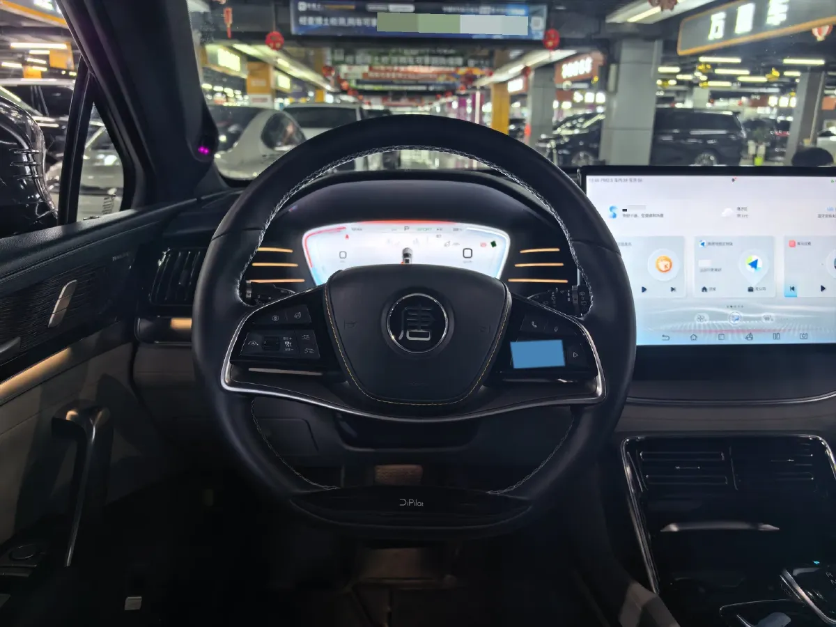 2022 Jeep Grand Commander 2.0T 265HP L4 9AT,autocango,china used car exporter,china ev exporter,chinese used car exporter,chinese used ev exporter