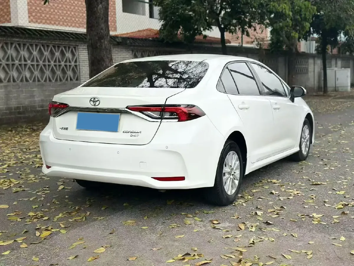 2022 Toyota Corolla 1.2T 116HP L4 CVT,autocango,china used car exporter,china ev exporter,chinese used car exporter,chinese used ev exporter