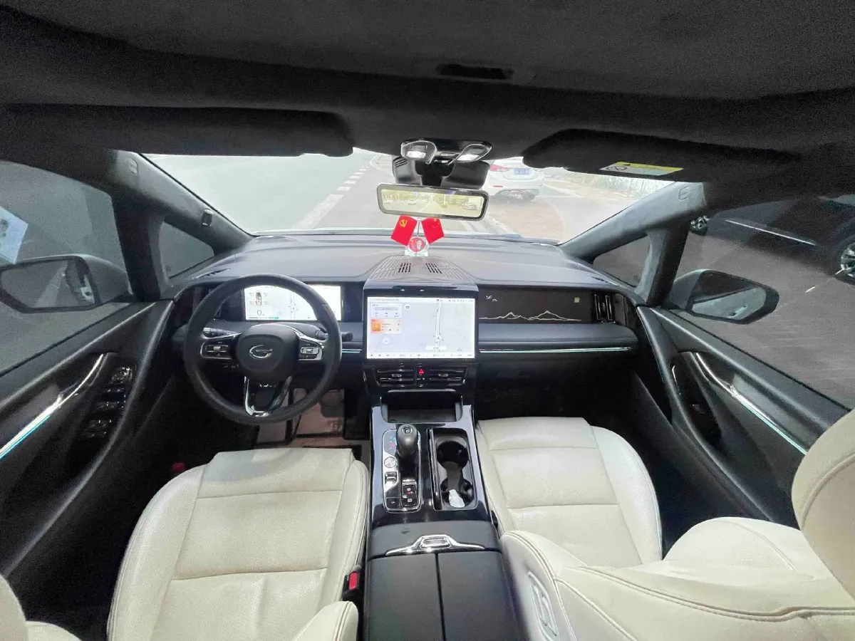 2023 GAC Trumpchi M8 2.0T 190HP L4 E-CVT Hybrid,autocango,china used car exporter,china ev exporter,chinese used car exporter,chinese used ev exporter