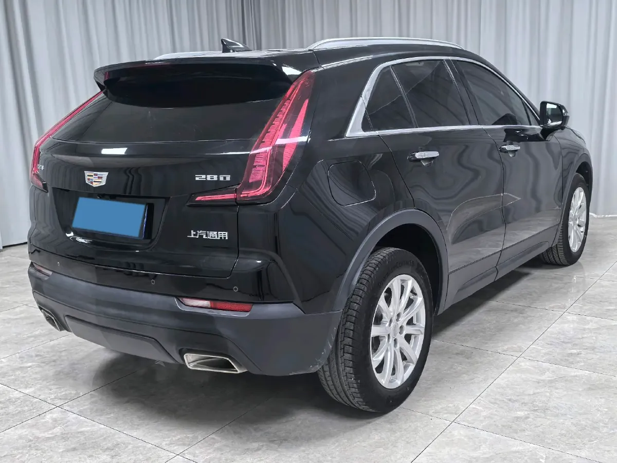 2021 Cadillac XT4 2.0T 237HP L4 9AT,autocango,china used car exporter,china ev exporter,chinese used car exporter,chinese used ev exporter