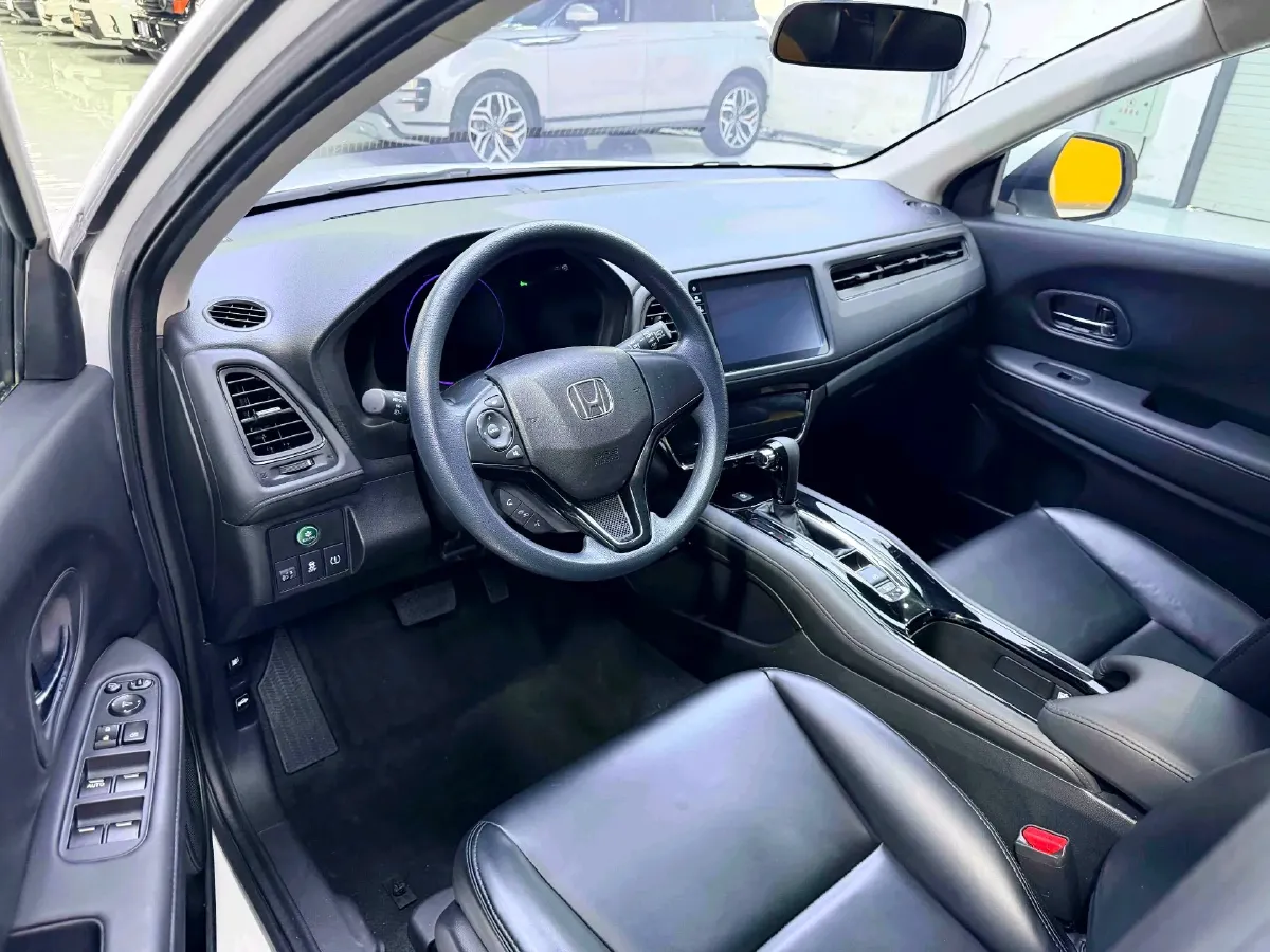 2020 Honda Vezel 1.5T 177HP L4 CVT,autocango,china used car exporter,china ev exporter,chinese used car exporter,chinese used ev exporter