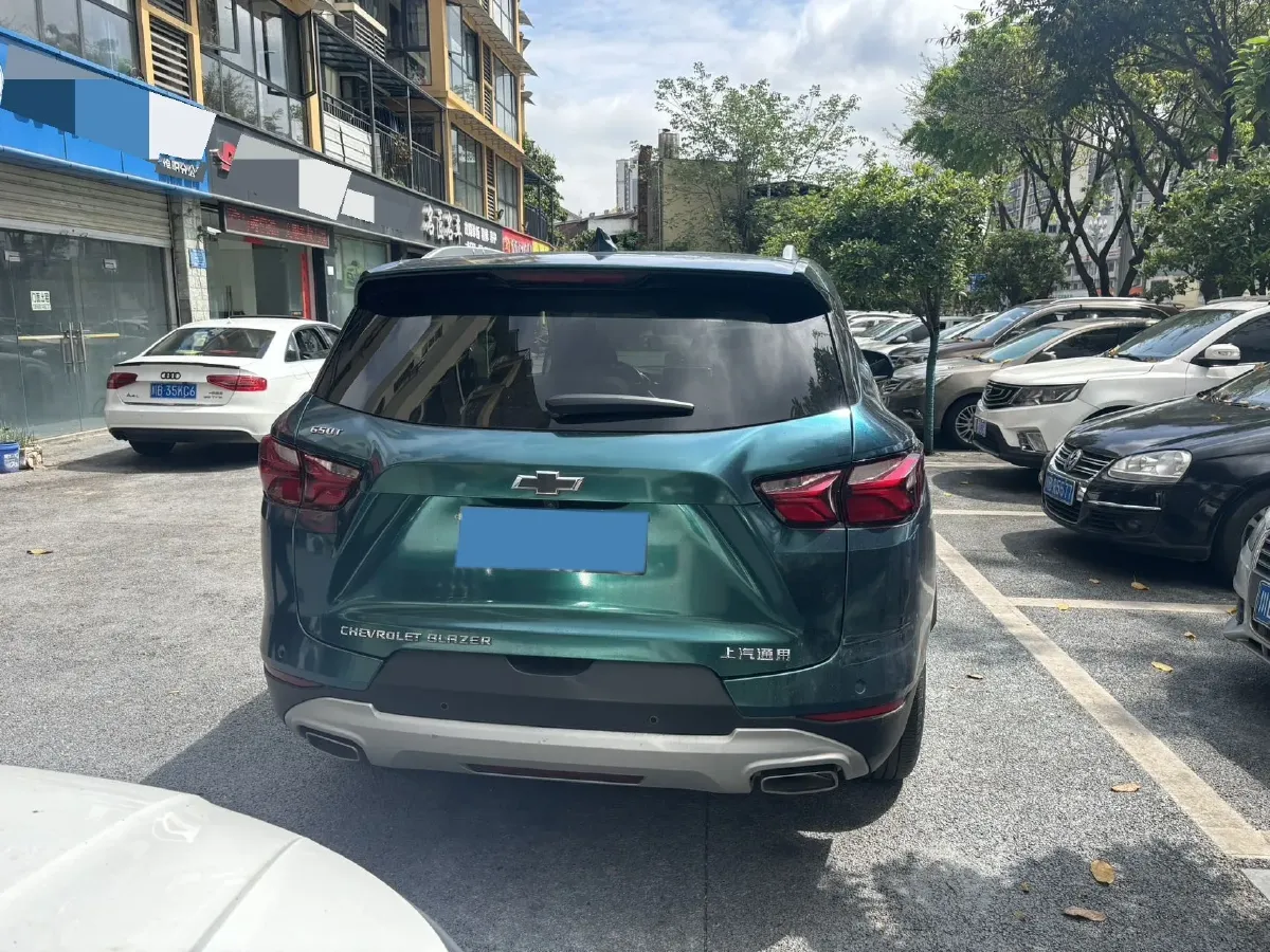 2020 Chevrolet Blazer 2.0T 237HP L4 9AT,autocango,china used car exporter,china ev exporter,chinese used car exporter,chinese used ev exporter