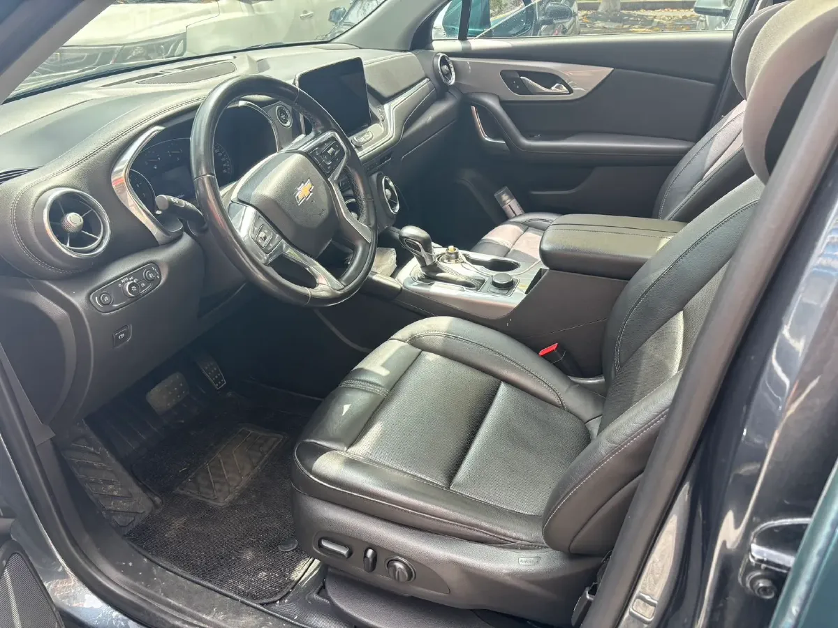 2020 Chevrolet Blazer 2.0T 237HP L4 9AT,autocango,china used car exporter,china ev exporter,chinese used car exporter,chinese used ev exporter