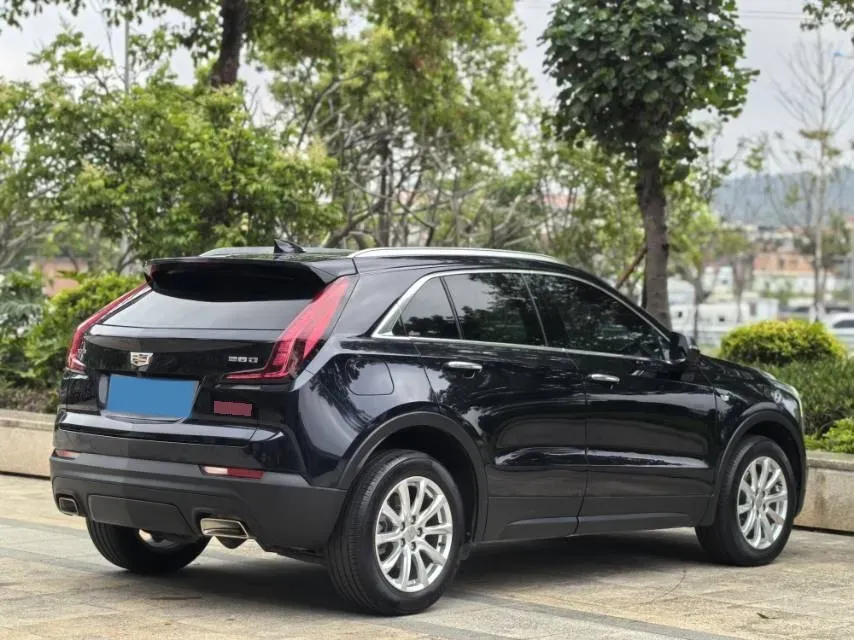 2021 Cadillac XT4 2.0T 237HP L4 9AT,autocango,china used car exporter,china ev exporter,chinese used car exporter,chinese used ev exporter