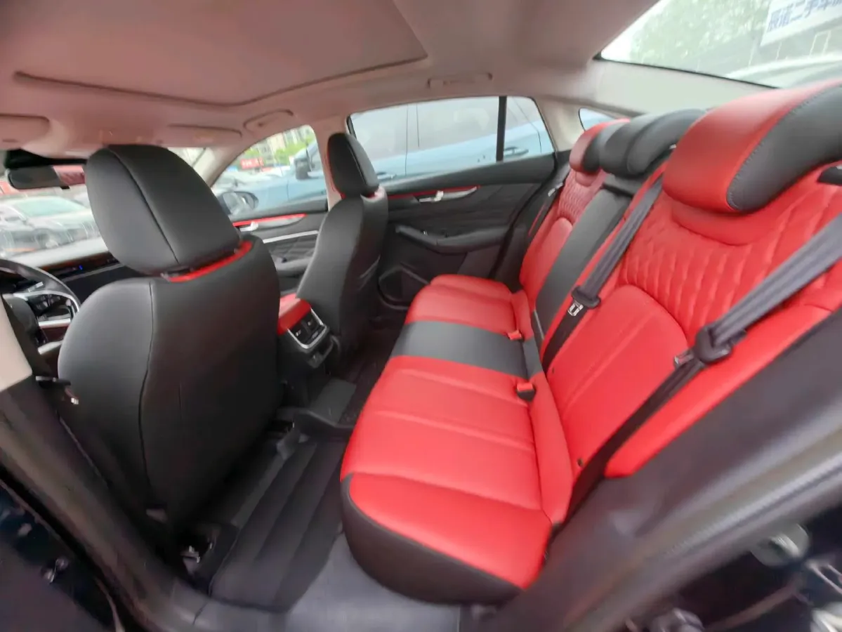 2021 DongFeng Aeolus YiXuan MAX 1.5T 190HP L4 7DCT,autocango,china used car exporter,china ev exporter,chinese used car exporter,chinese used ev exporter