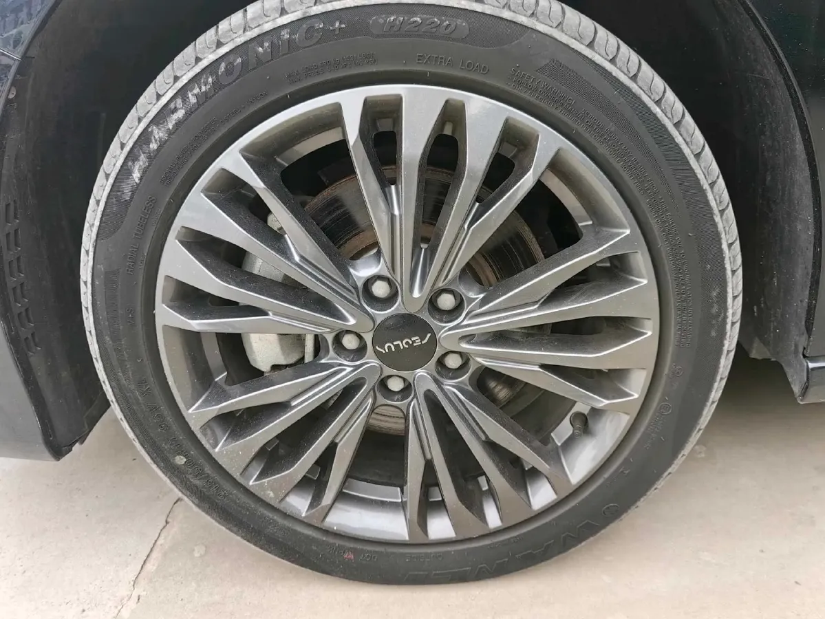 2021 DongFeng Aeolus YiXuan MAX 1.5T 190HP L4 7DCT,autocango,china used car exporter,china ev exporter,chinese used car exporter,chinese used ev exporter