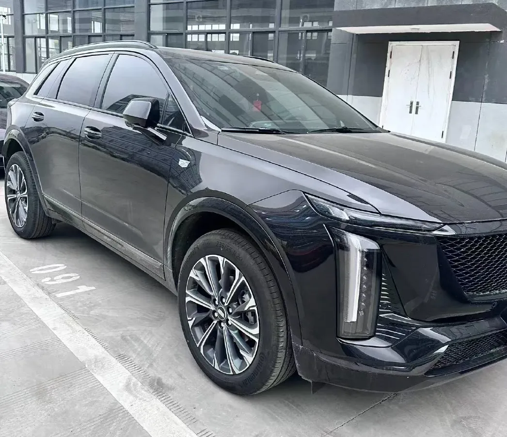 2025 Cadillac XT5 2.0T 237HP L4 9AT,autocango,china used car exporter,china ev exporter,chinese used car exporter,chinese used ev exporter