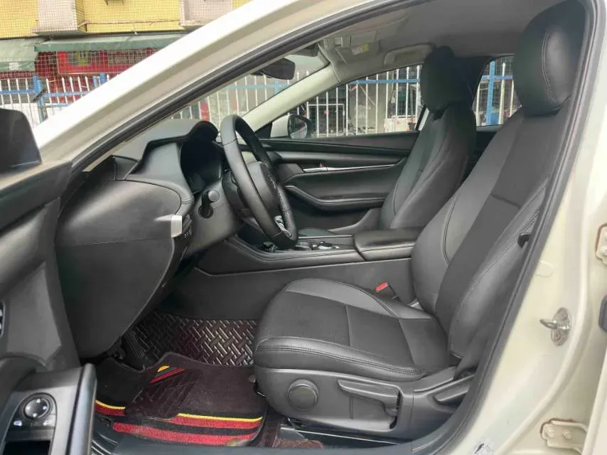 2020 Mazda 3 Axela 1.5L 117HP L4 6AT,autocango,china used car exporter,china ev exporter,chinese used car exporter,chinese used ev exporter