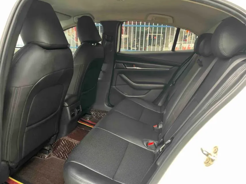 2020 Mazda 3 Axela 1.5L 117HP L4 6AT,autocango,china used car exporter,china ev exporter,chinese used car exporter,chinese used ev exporter