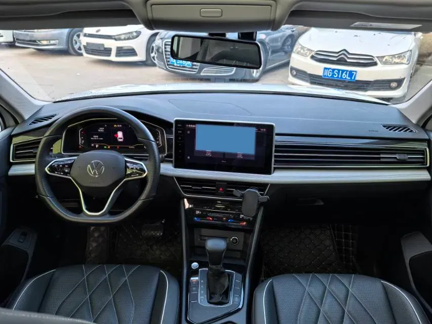 2023 Volkswagen Tiguan L 1.5T 160HP L4 7DCT,autocango,china used car exporter,china ev exporter,chinese used car exporter,chinese used ev exporter
