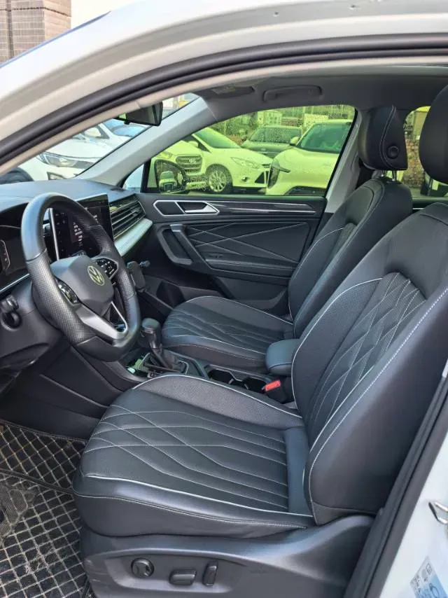 2023 Volkswagen Tiguan L 1.5T 160HP L4 7DCT,autocango,china used car exporter,china ev exporter,chinese used car exporter,chinese used ev exporter