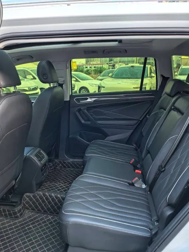 2023 Volkswagen Tiguan L 1.5T 160HP L4 7DCT,autocango,china used car exporter,china ev exporter,chinese used car exporter,chinese used ev exporter