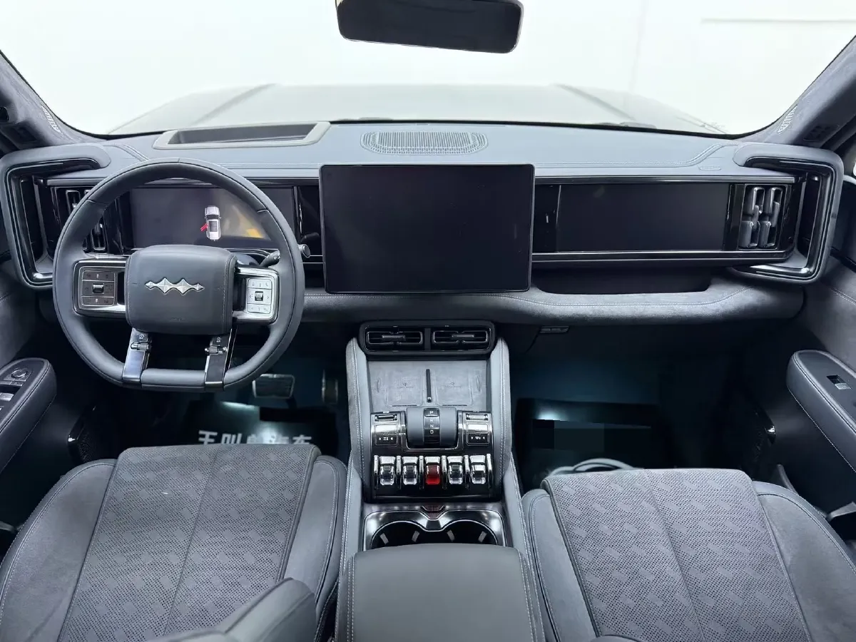 2023 Toyota Crown Kluger 2.5L 189HP L4 E-CVT Hybrid,autocango,china used car exporter,china ev exporter,chinese used car exporter,chinese used ev exporter