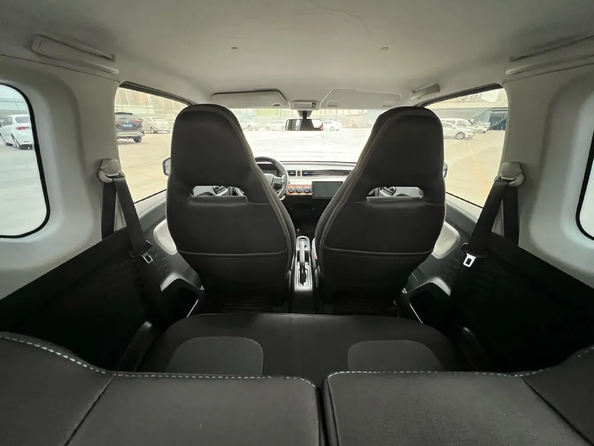 2020 WuLing HongGuang MINI EV BEV 9KWH,autocango,china used car exporter,china ev exporter,chinese used car exporter,chinese used ev exporter