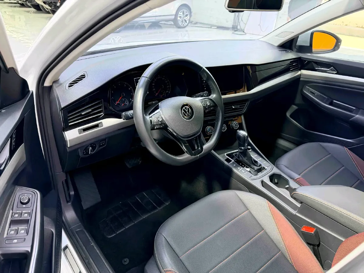 2021 Volkswagen Bora 1.5L 113HP L4 6AT,autocango,china used car exporter,china ev exporter,chinese used car exporter,chinese used ev exporter