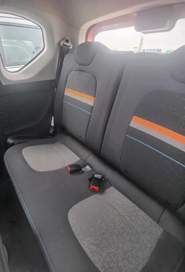 2020 WuLing HongGuang MINI EV BEV 9KWH,autocango,china used car exporter,china ev exporter,chinese used car exporter,chinese used ev exporter