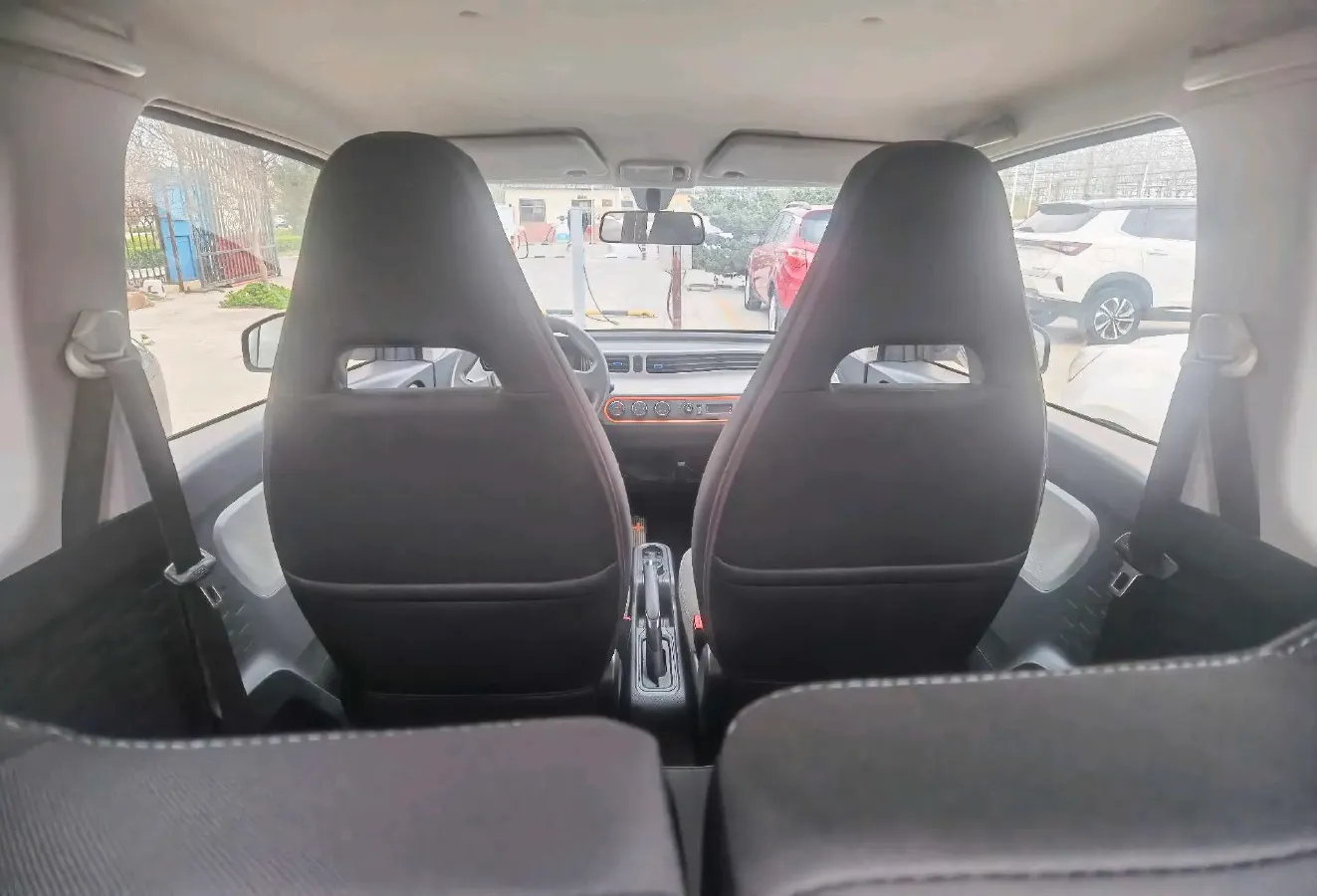 2020 WuLing HongGuang MINI EV BEV 9KWH,autocango,china used car exporter,china ev exporter,chinese used car exporter,chinese used ev exporter