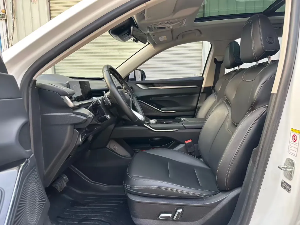 2021 Haval H6 1.5T 169HP L4 7DCT,autocango,china used car exporter,china ev exporter,chinese used car exporter,chinese used ev exporter