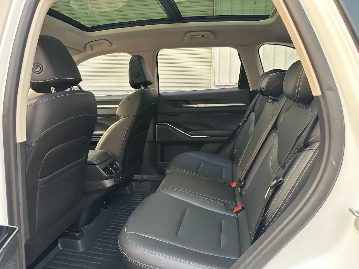 2021 Haval H6 1.5T 169HP L4 7DCT,autocango,china used car exporter,china ev exporter,chinese used car exporter,chinese used ev exporter