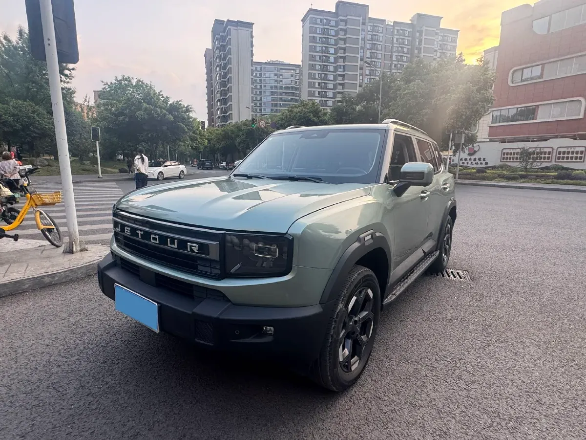 2025 Jetour Traveller 2.0T 254HP L4 7DCT,autocango,china used car exporter,china ev exporter,chinese used car exporter,chinese used ev exporter