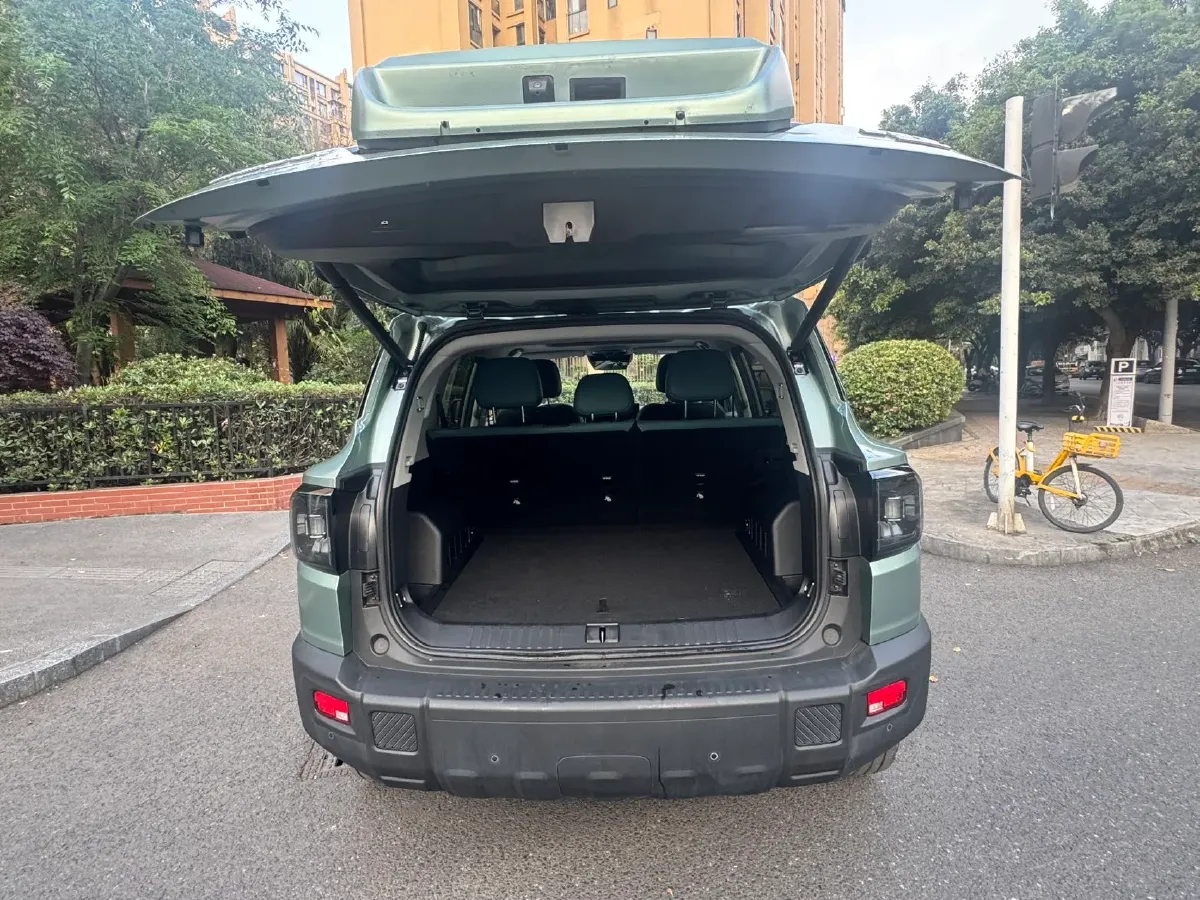 2025 Jetour Traveller 2.0T 254HP L4 7DCT,autocango,china used car exporter,china ev exporter,chinese used car exporter,chinese used ev exporter