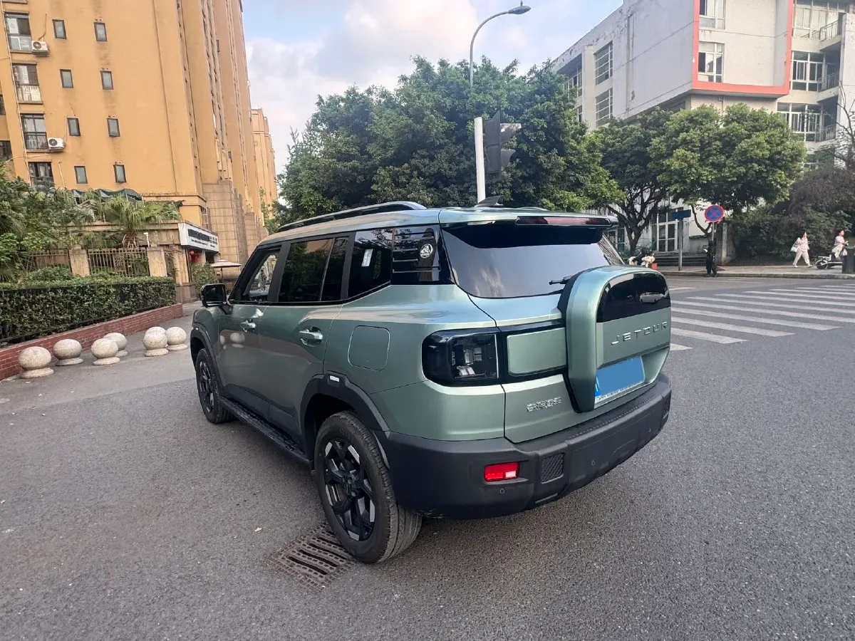 2025 Jetour Traveller 2.0T 254HP L4 7DCT,autocango,china used car exporter,china ev exporter,chinese used car exporter,chinese used ev exporter