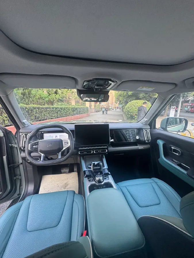 2025 Jetour Traveller 2.0T 254HP L4 7DCT,autocango,china used car exporter,china ev exporter,chinese used car exporter,chinese used ev exporter