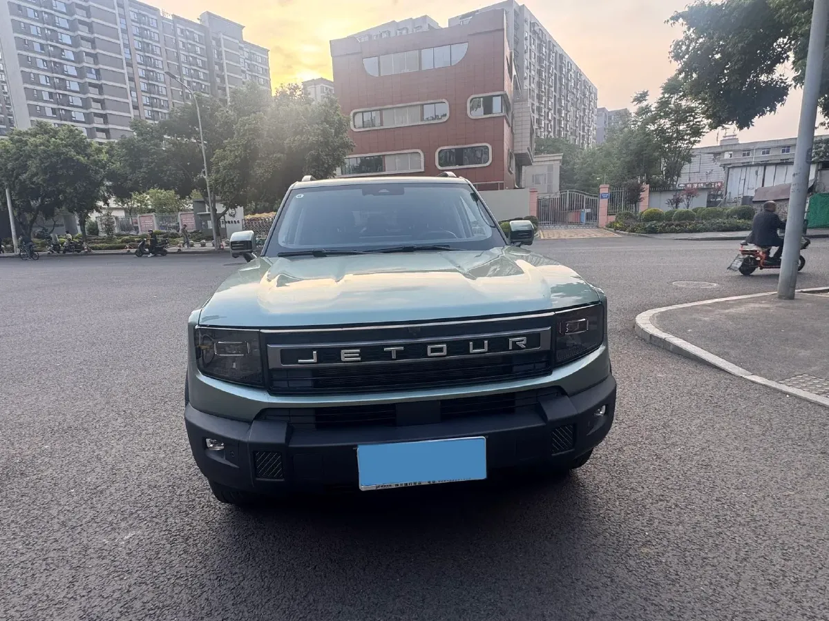 2025 Jetour Traveller 2.0T 254HP L4 7DCT,autocango,china used car exporter,china ev exporter,chinese used car exporter,chinese used ev exporter