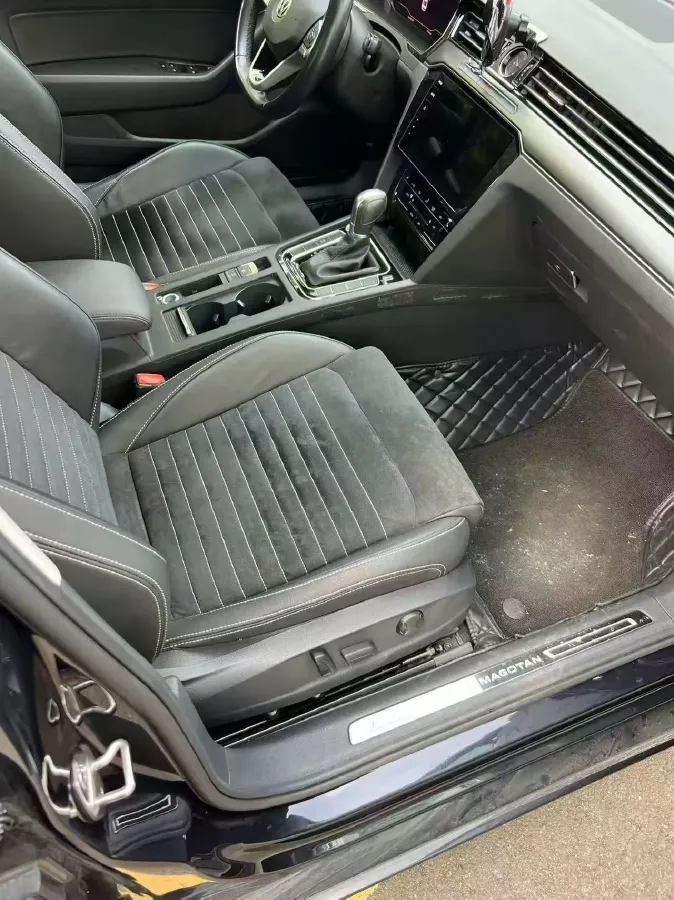 2020 Volkswagen Magotan 2.0T 186HP L4 7DCT,autocango,china used car exporter,china ev exporter,chinese used car exporter,chinese used ev exporter