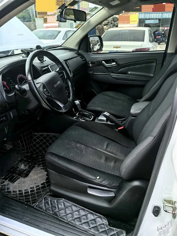 2020 Isuzu LingTuo 2.5T 150HP L4 6AT,autocango,china used car exporter,china ev exporter,chinese used car exporter,chinese used ev exporter