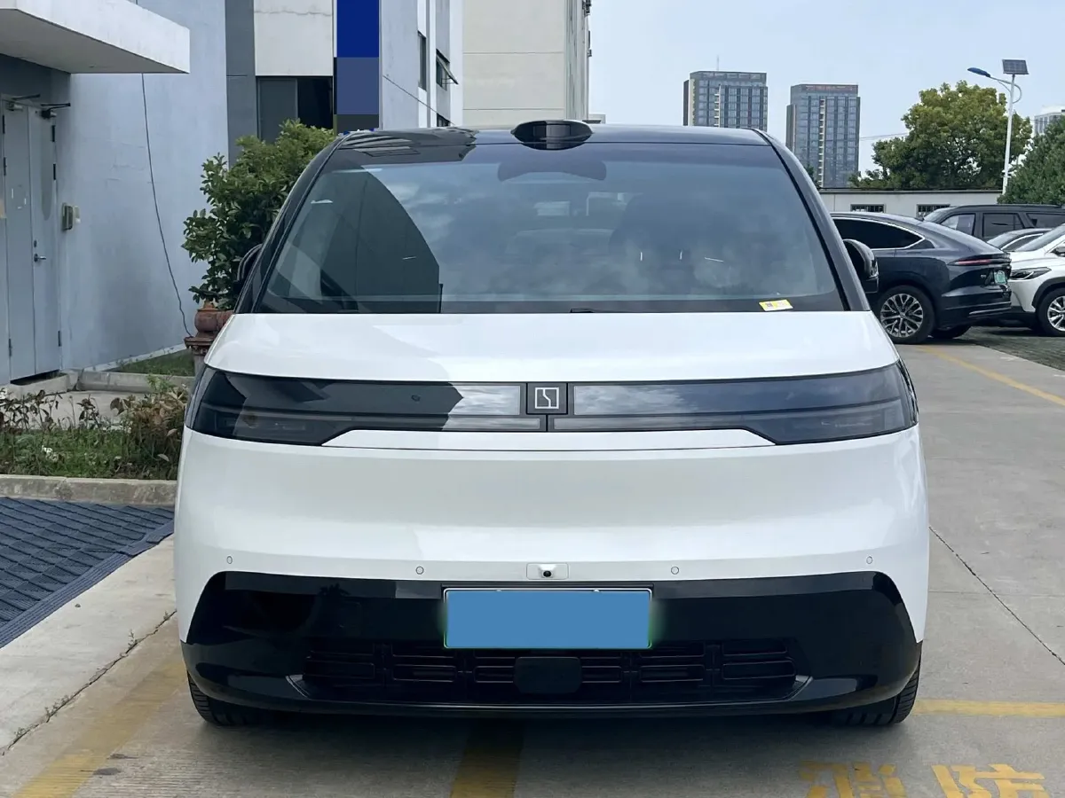 2025 Zeekr MIX BEV 76KWH,autocango,china used car exporter,china ev exporter,chinese used car exporter,chinese used ev exporter