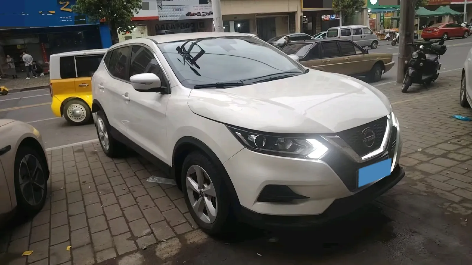 2023 Nissan Qashqai 2.0L 151HP L4 CVT,autocango,china used car exporter,china ev exporter,chinese used car exporter,chinese used ev exporter