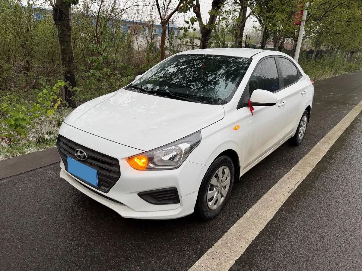 2020 Hyundai Reina 1.4L 95HP L4 5MT,autocango,china used car exporter,china ev exporter,chinese used car exporter,chinese used ev exporter