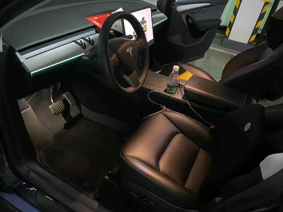 2024 Tesla Model Y BEV 78.4KWH,autocango,china used car exporter,china ev exporter,chinese used car exporter,chinese used ev exporter