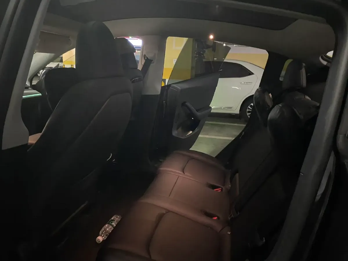 2024 Tesla Model Y BEV 78.4KWH,autocango,china used car exporter,china ev exporter,chinese used car exporter,chinese used ev exporter