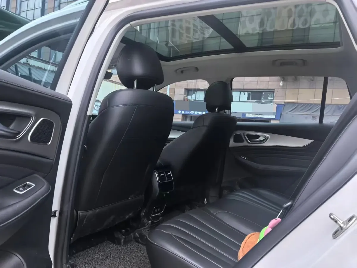 2020 Honda Vezel 1.5T 177HP L4 CVT,autocango,china used car exporter,china ev exporter,chinese used car exporter,chinese used ev exporter