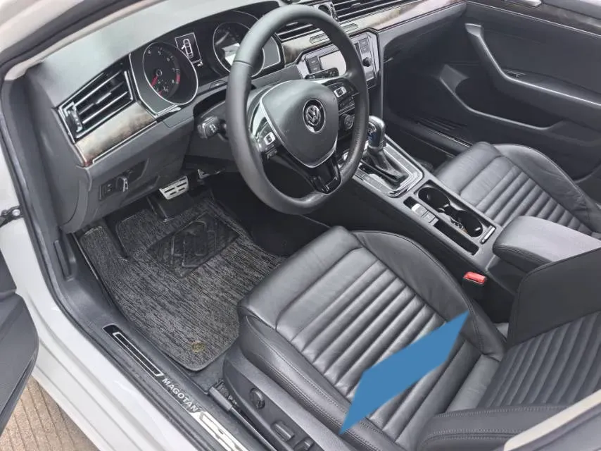 2018 Volkswagen Magotan 1.8T 180HP L4 7DCT,autocango,china used car exporter,china ev exporter,chinese used car exporter,chinese used ev exporter