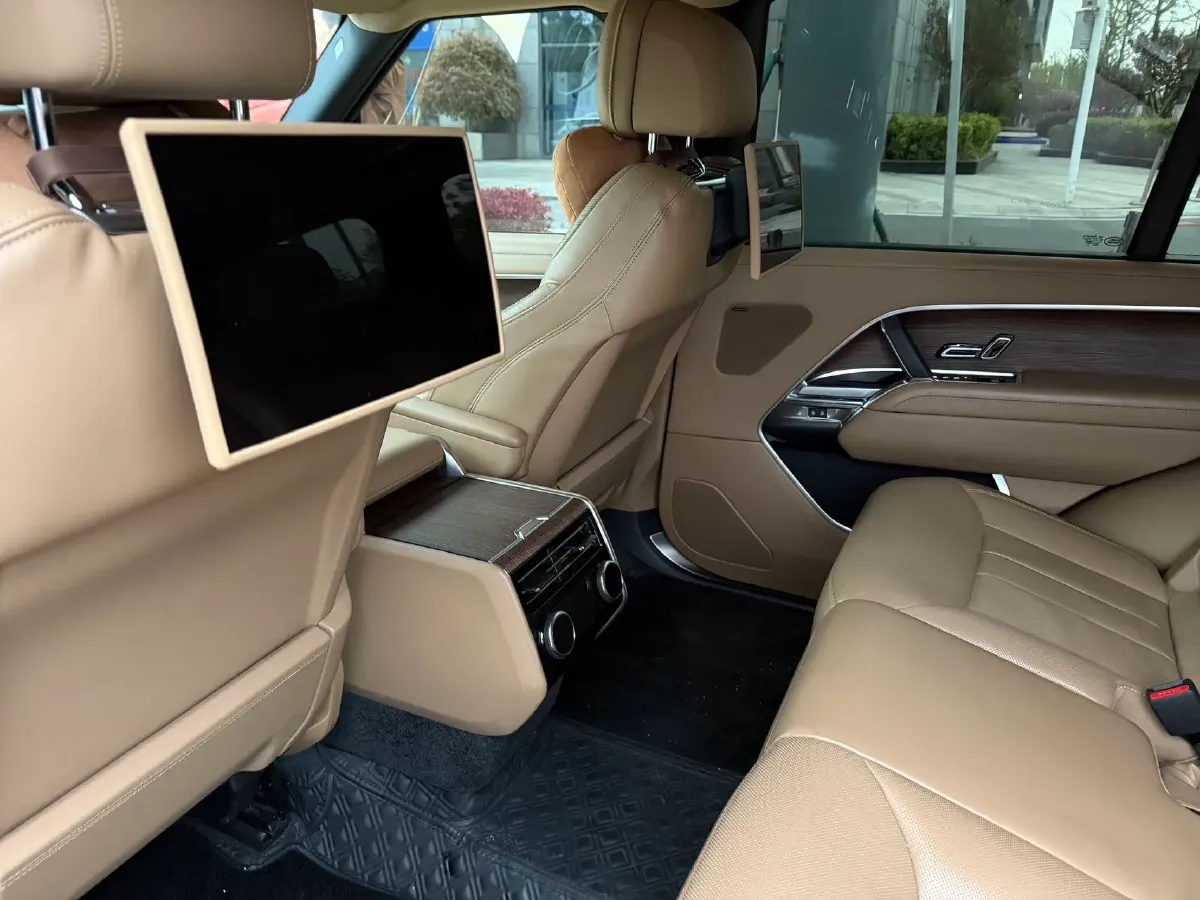 2024 Land Rover Range Rover 3.0T 400HP L6 8AT,autocango,china used car exporter,china ev exporter,chinese used car exporter,chinese used ev exporter