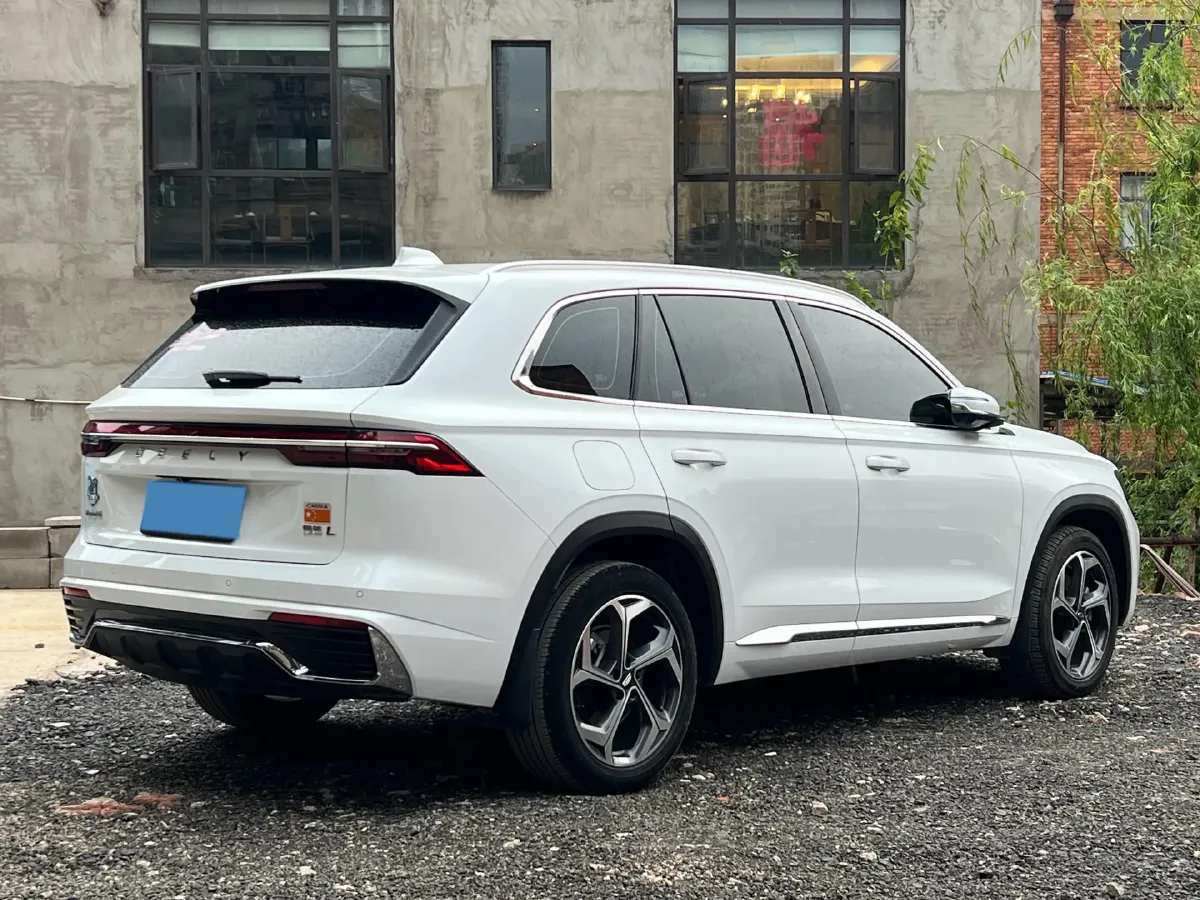 2021 Geely Monjaro 2.0T 218HP L4 7DCT,autocango,china used car exporter,china ev exporter,chinese used car exporter,chinese used ev exporter