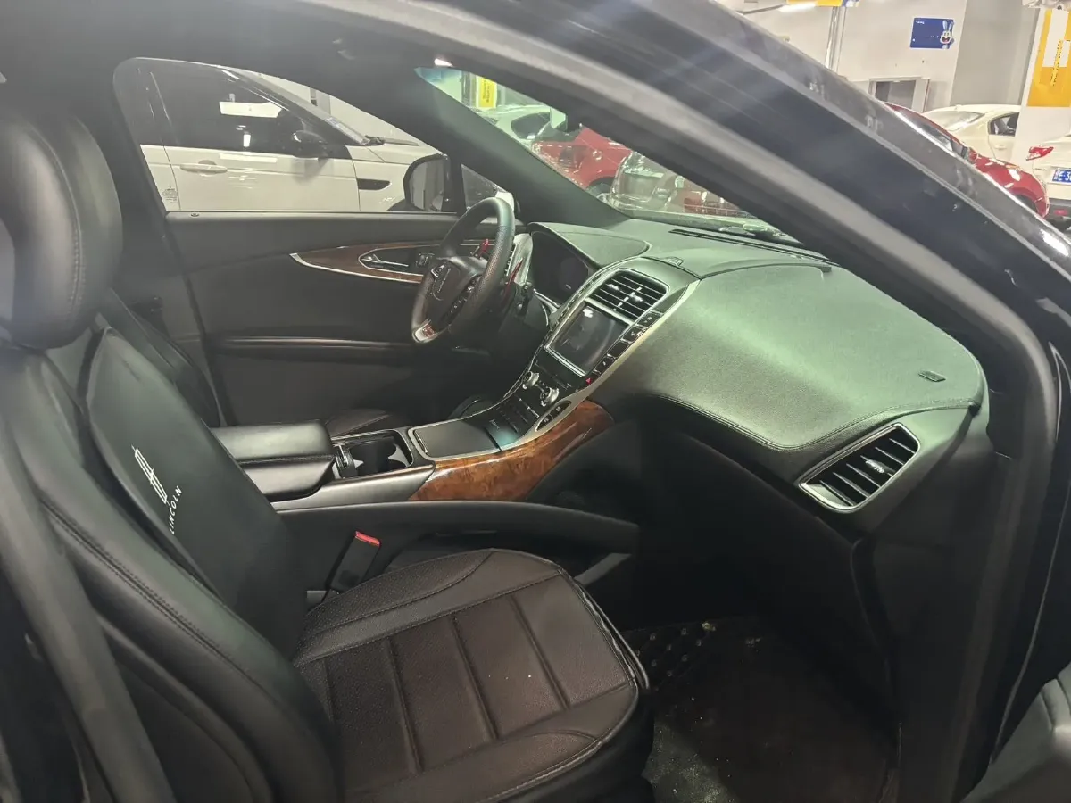 2019 Lincoln Nautilus 2.0T 235HP L4 8AT,autocango,china used car exporter,china ev exporter,chinese used car exporter,chinese used ev exporter