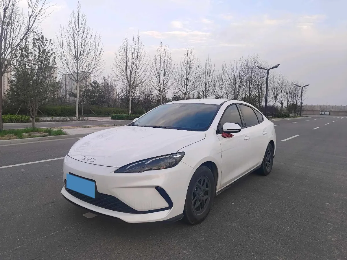 2025 BYD Seal05 DM-i 1.5L 101HP L4 E-CVT PHEV 7.68KWH,autocango,china used car exporter,china ev exporter,chinese used car exporter,chinese used ev exporter