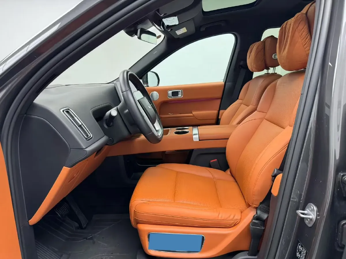 2023 Li L8 Range Extended 154HP REEV 40.9KWH,autocango,china used car exporter,china ev exporter,chinese used car exporter,chinese used ev exporter