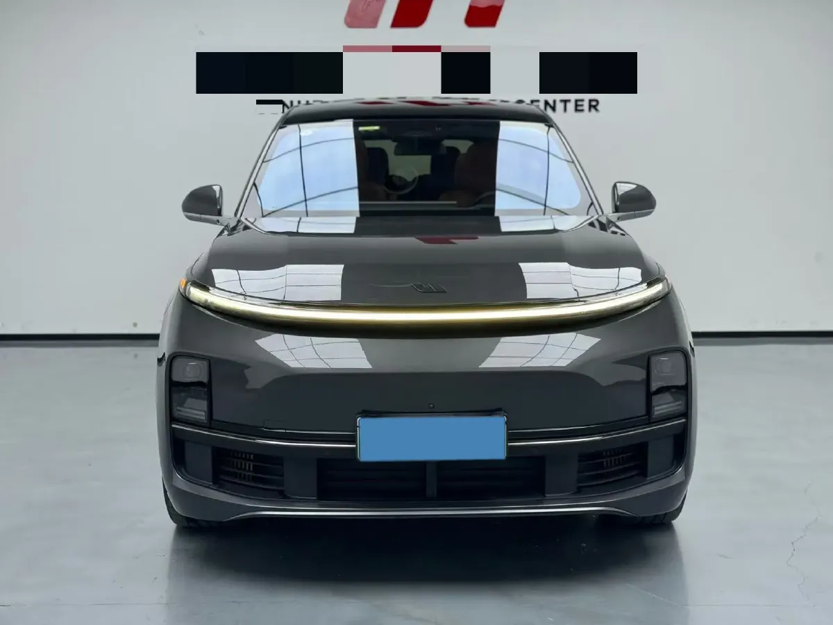 2023 Li L8 Range Extended 154HP REEV 40.9KWH,autocango,china used car exporter,china ev exporter,chinese used car exporter,chinese used ev exporter