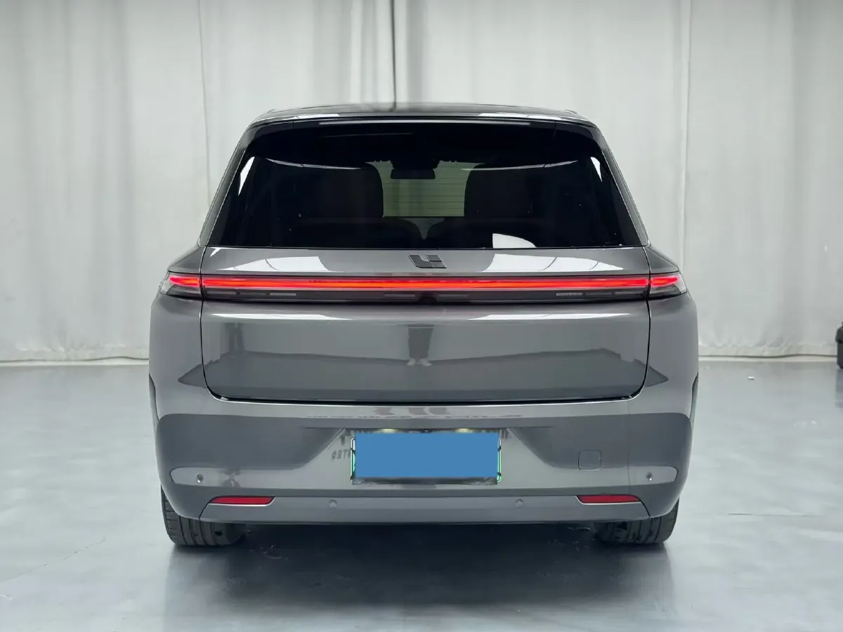 2023 Li L8 Range Extended 154HP REEV 40.9KWH,autocango,china used car exporter,china ev exporter,chinese used car exporter,chinese used ev exporter