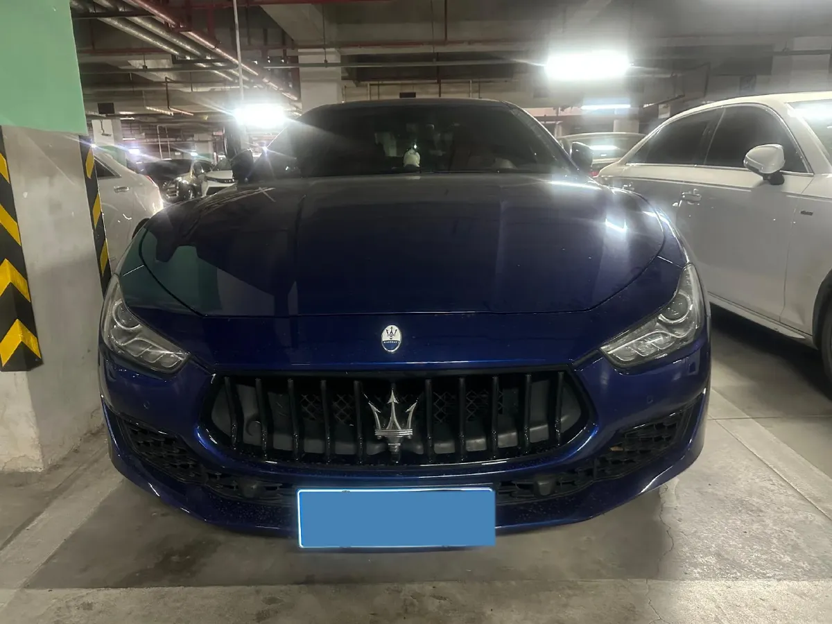 2022 Audi Q7 2.0T 245HP L4 8AT,autocango,china used car exporter,china ev exporter,chinese used car exporter,chinese used ev exporter