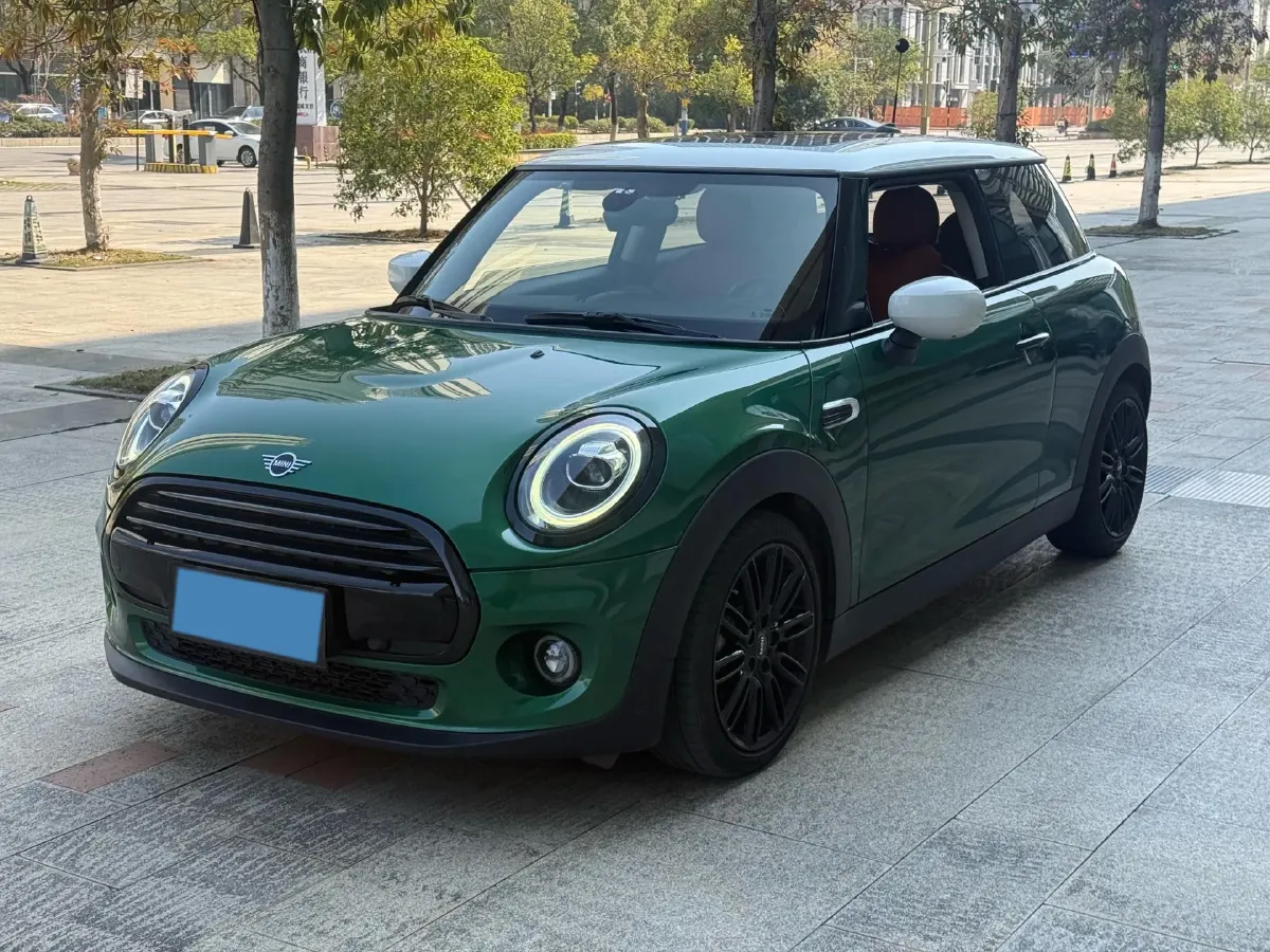 2021 MINI MINI 1.5T 136HP L3 7DCT,autocango,china used car exporter,china ev exporter,chinese used car exporter,chinese used ev exporter