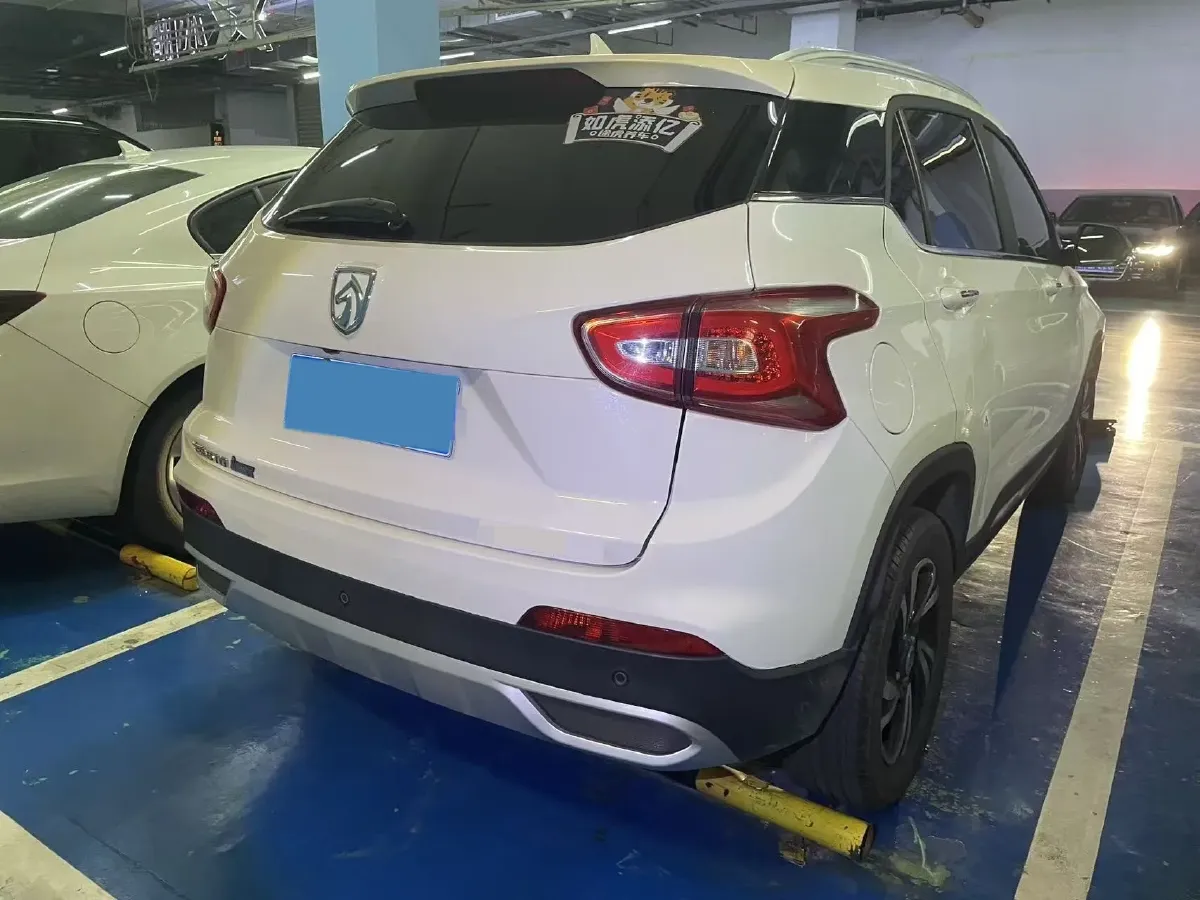 2017 HaiMa S5 Young Edition 1.6L 122HP L4 5MT,autocango,china used car exporter,china ev exporter,chinese used car exporter,chinese used ev exporter
