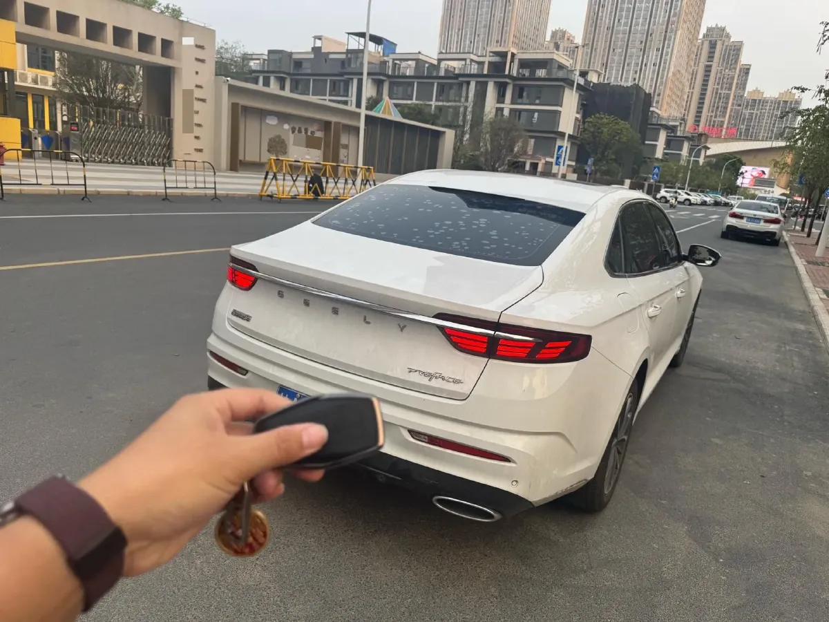 2021 Geely Preface 2.0T 190HP L4 7DCT,autocango,china used car exporter,china ev exporter,chinese used car exporter,chinese used ev exporter