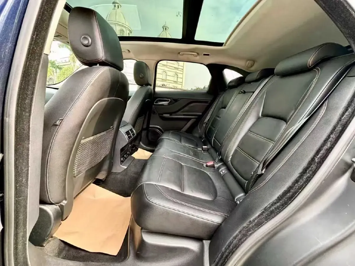 2018 Jaguar F-PACE 2.0T 250HP L4 8AT,autocango,china used car exporter,china ev exporter,chinese used car exporter,chinese used ev exporter